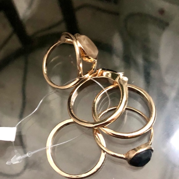 TORRID GRAY COCKTAIL RING SIZE 8 - Picture 6 of 7